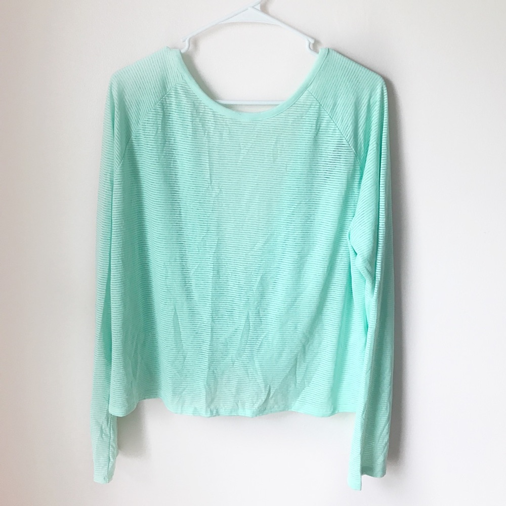 Aeropostale workout top